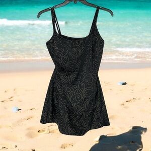 Robby Len Swimfashions Size 14 Skirted Swimsuit Black with Silver Beaded Swirls